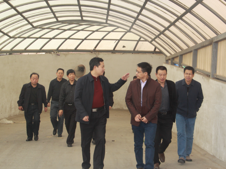 河北省农业厅副厅长徐付军一行到万邦公司考察调研(图3) 河北省农业厅副厅长徐付军一行到万邦公司考察调研(图3)