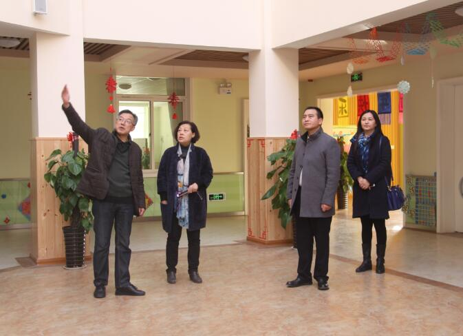 万邦秀实幼儿园举行河南省少儿图书馆分馆授牌仪式暨迎新春联欢会(图3)